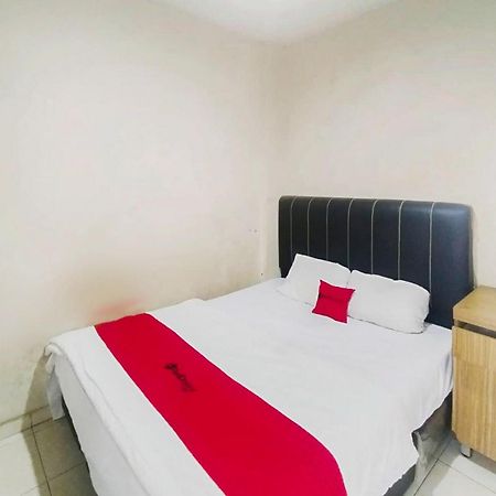 Reddoorz At Jalan Diponegoro Bandar Lampung Hotel Екстериор снимка