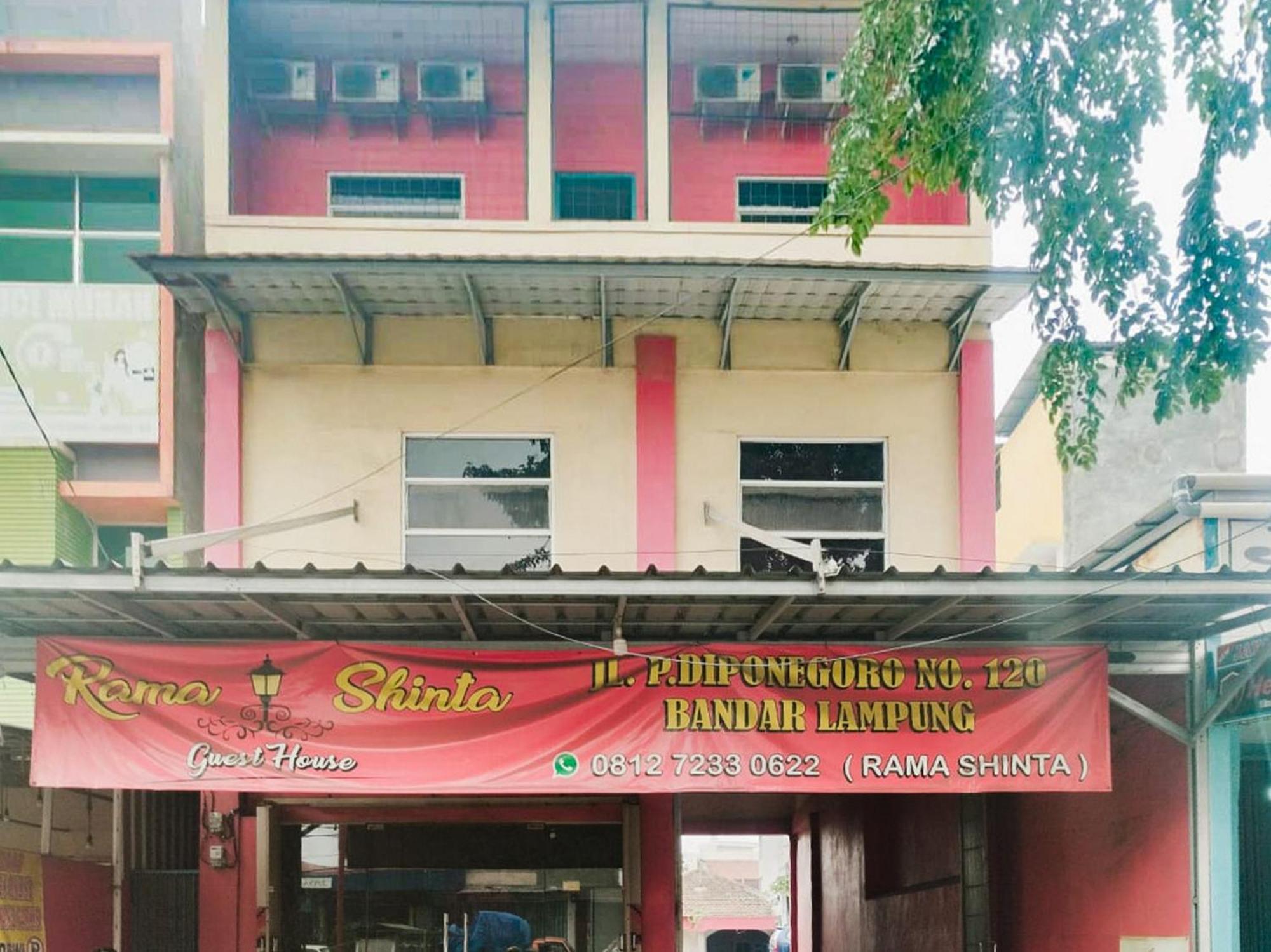 Reddoorz At Jalan Diponegoro Bandar Lampung Hotel Екстериор снимка
